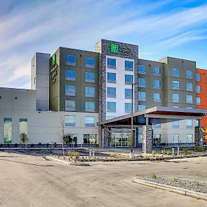 Express & - Airport Trail Ne By Ihg Hotel YYC